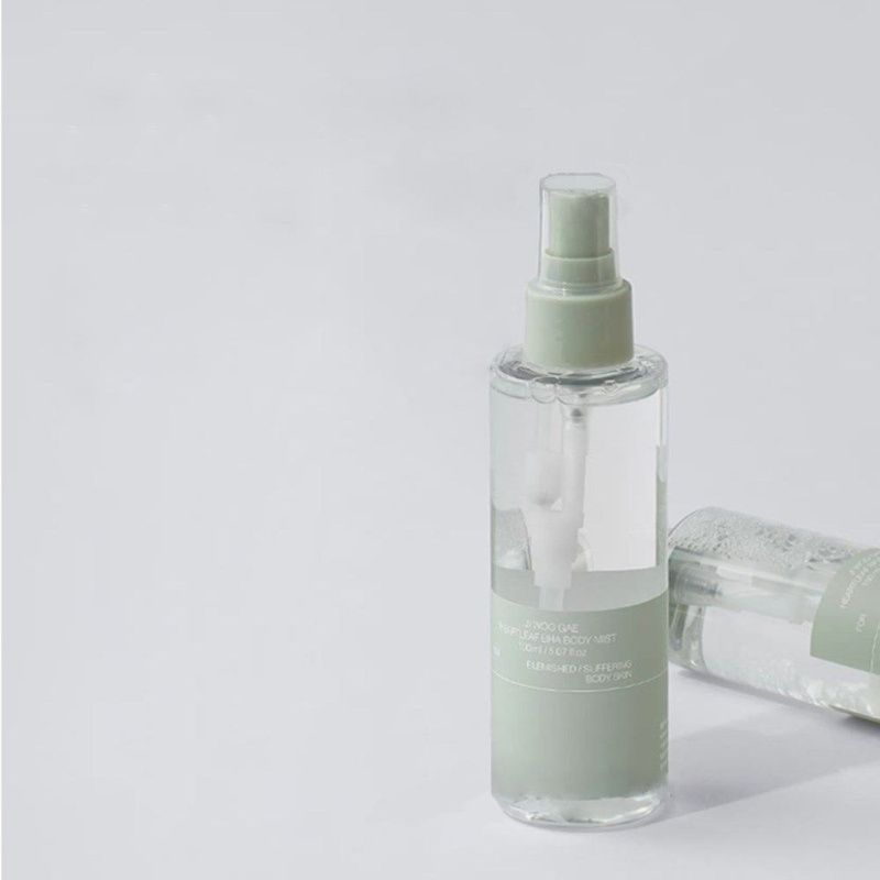 Міст для тіла з кислотами проти висипань CELIMAX Ji Woo Gae Heartleaf BHA Body Mist, 150 мл 8809463992738 фото