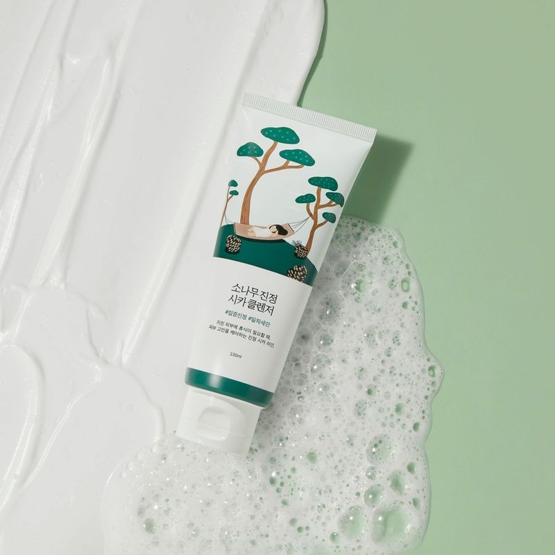 Очищувальна пінка з екстрактом голок сосни ROUND LAB Pine Calming Cica Cleanser, 150 мл 8809864754126 фото