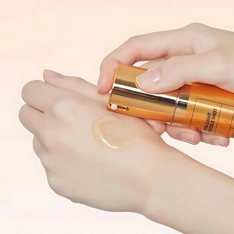 Мікроголковий бустер з вітаміном С VT COSMETICS 100 Vita-Light Reedle Shot, 50 мл VTC027 фото