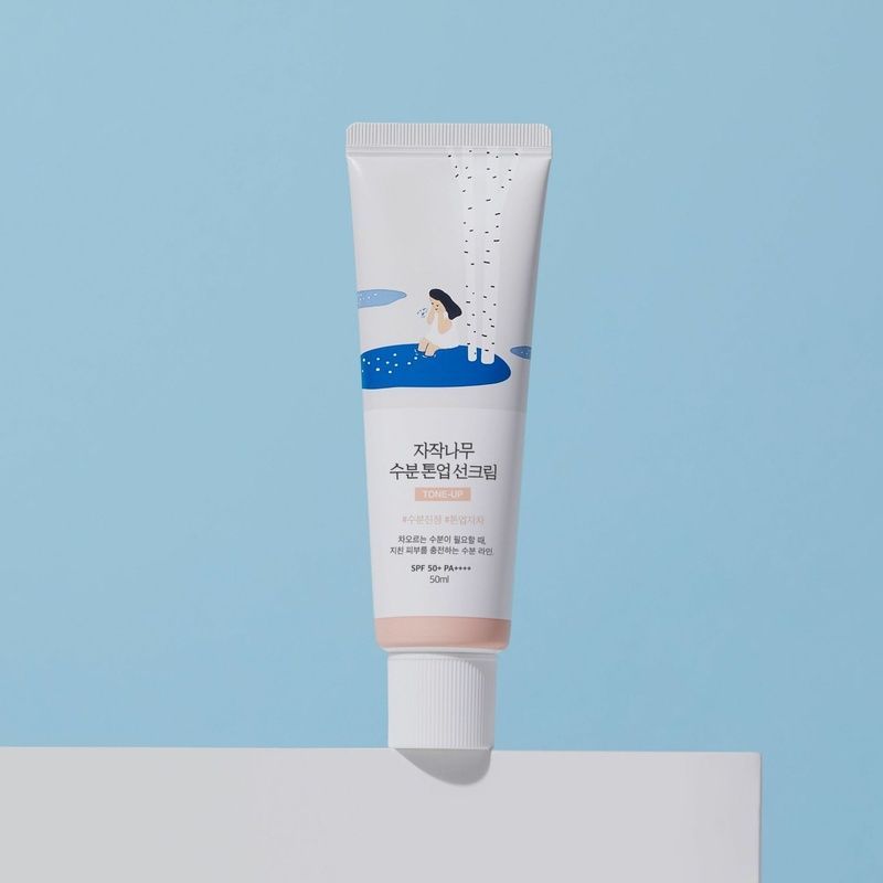 Тонуючий сонцезахисний крем з березовим соком ROUND LAB Birch Juice Moisturizing Tone Up Sunscreen, 50 мл 8809864769977 фото