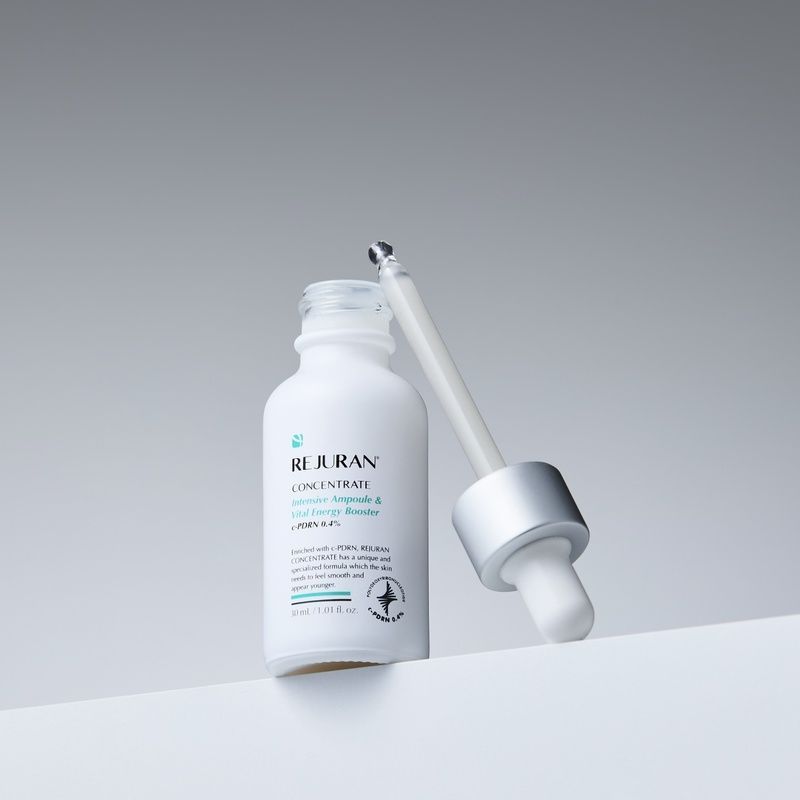 Антивікова сироватка-концентрат для омолодження шкіри REJURAN Concentrate Rejuvenating Vital Energy Booster, 30 мл 8806121400116 фото