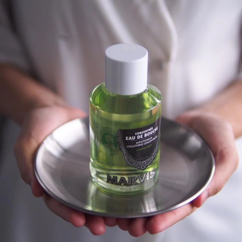 Ополіскувач для порожнини рота "М'ята" Marvis Concentrate Strong Mint Mouthwash, 120 мл 8004395155781 фото
