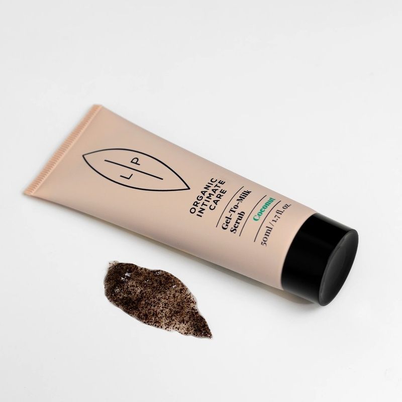 Пілінг-скраб для інтимних зон LIP INTIMATE CARE Gel-to-Milk Scrub, 50 мл 7350052240088 фото