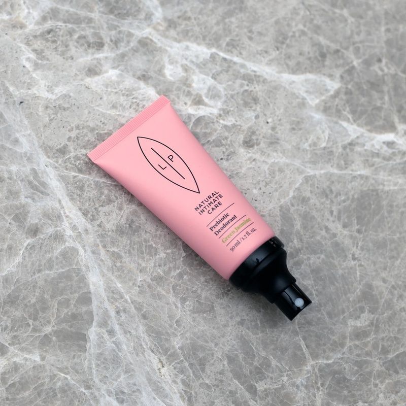 Спрей-дезодорант з пребіотиками LIP INTIMATE CARE Prebiotic Deodorant Green Jasmine, 50 мл 7350052240255 фото