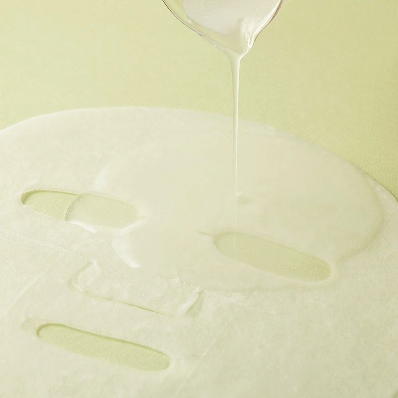 Маска тканинна заспокійлива з центеллою Medi-Peel Bamboo Cica Bomb Calming Mask, 1 шт 8809409345413 фото