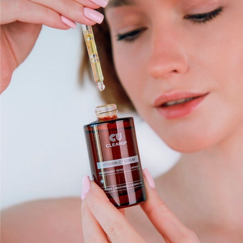 Освітлююча сироватка з вітаміном С для рівного тону та сяйва CU Skin Clean-Up Vitamin C+ Serum, 30 мл 100288 фото