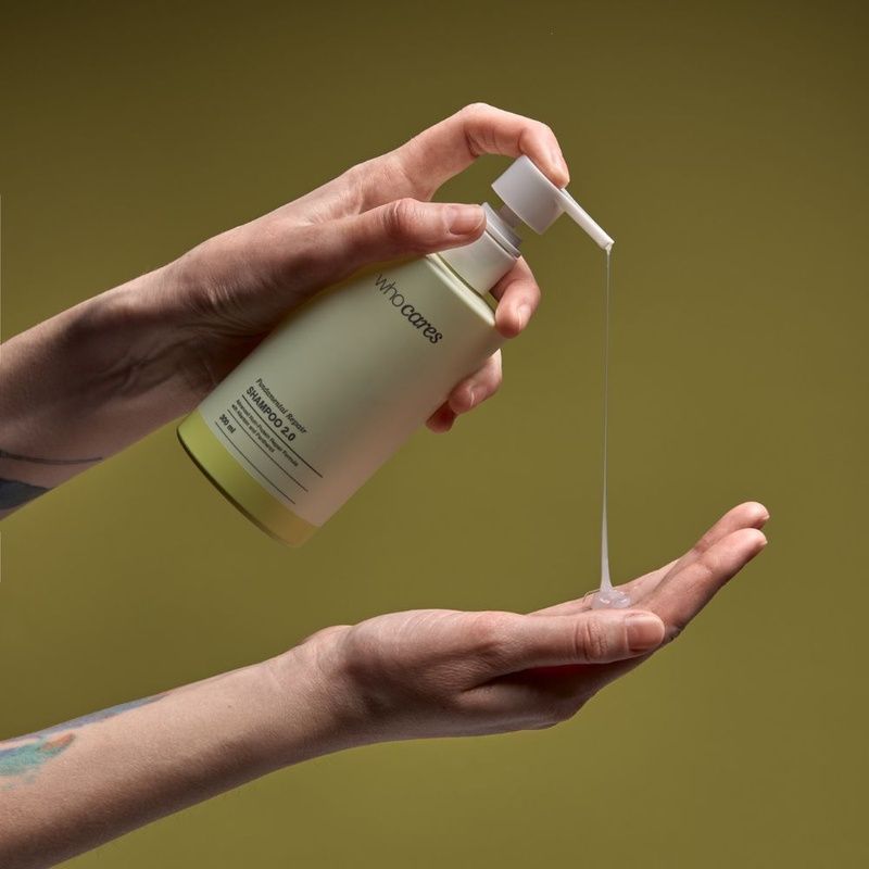 Шампунь для глибокого очищення шкіри голови Who Cares Shampoo 2.0 Fundamental Repair, 300 мл 4820268260222 фото