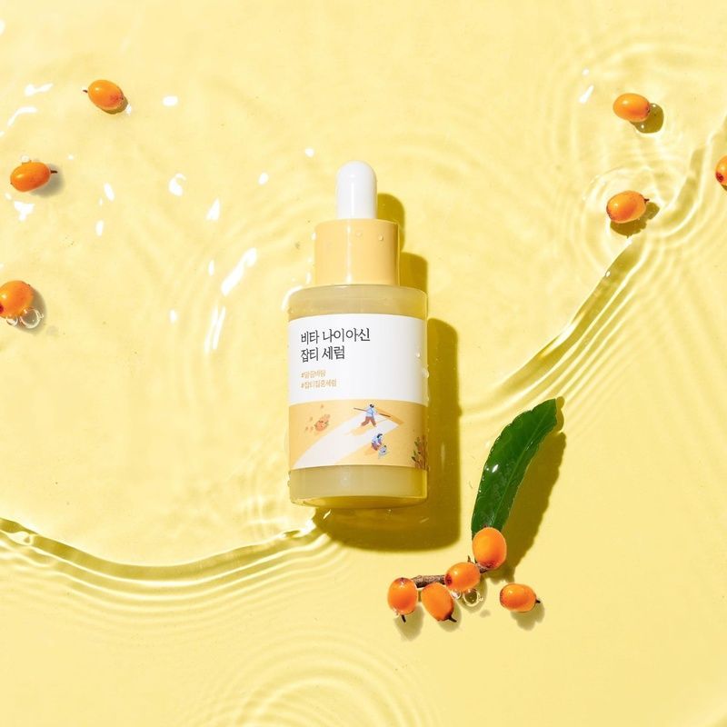 Освітлююча сироватка з вітаміном C та ніацинамідом ROUND LAB Vita Niacinamide Dark Spot Serum, 30 мл 8809962540652 фото