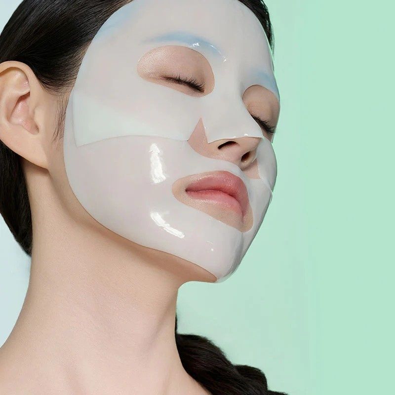 Нічна гідрогелева маска для обличчя з морськими водоростями Biodance Refreshing Sea Kelp Real Deep Mask, 1 шт 8809937361480 фото