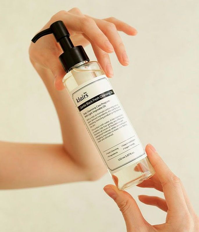 Гідрофільна олія для делікатного очищення DEAR, KLAIRS Gentle Black Fresh Cleansing Oil, 150 мл 564535445 фото