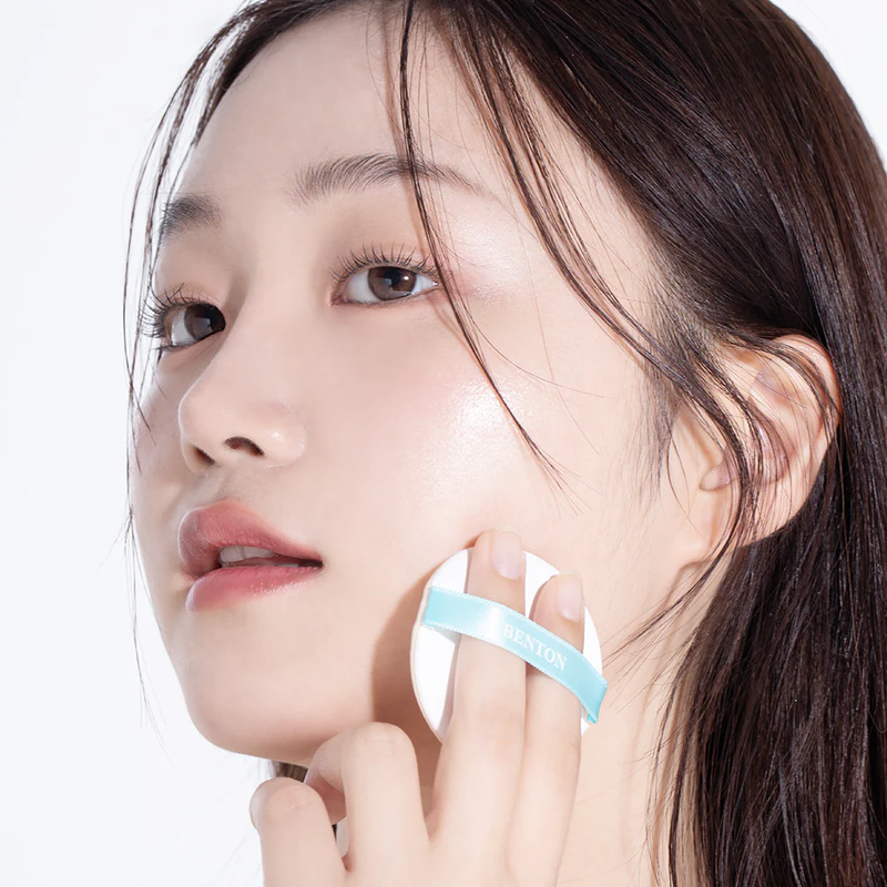 Сонцезахисний кушон з центелою Benton Cica Moisture Sun Cream Cushion SPF50/PA++++, 15 г 8809566993076 фото