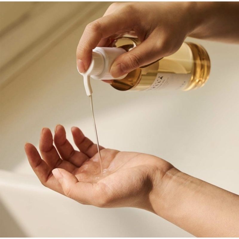 Легка очищуюча олія з екстрактом центелли азіатської Skin 1004 Madagascar Centella Light Cleansing OIl, 30 мл 8809576261226 фото
