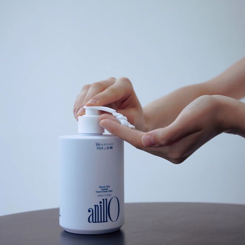 Лосьйон для рук і тіла ANILLO Shower Time Scented Hand & Body Lotion, 450 мл 8809524436317 фото
